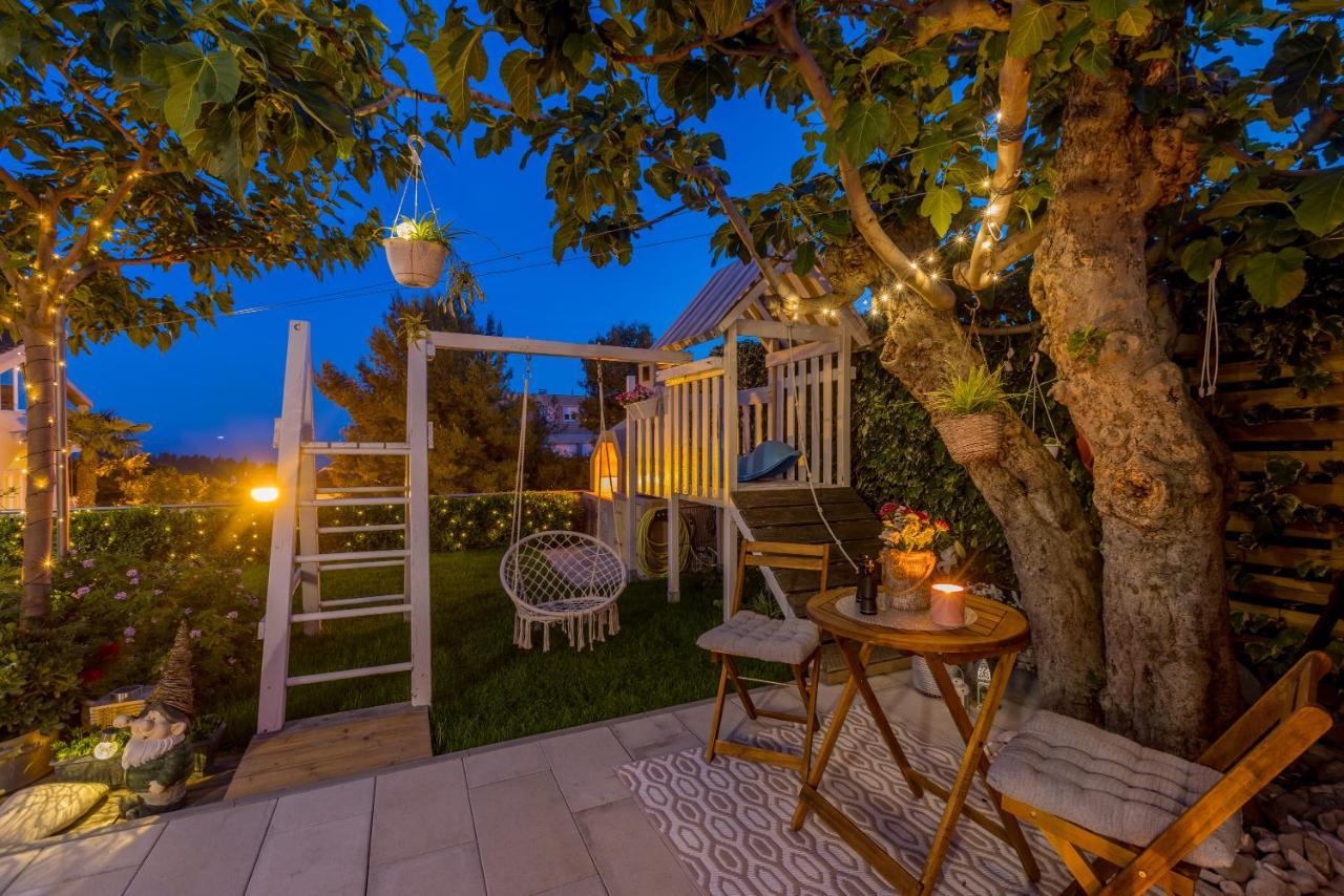 Villa Katess With Heated Pool Split Bagian luar foto